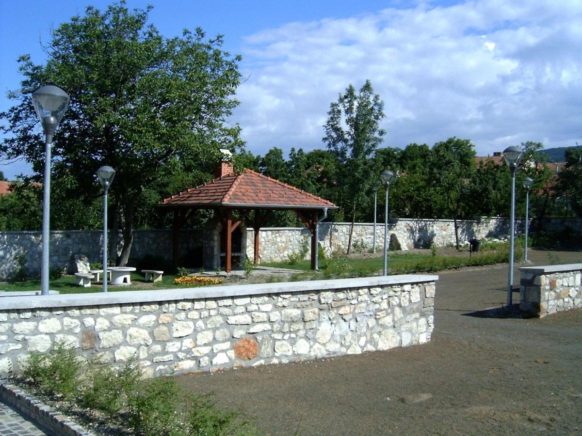 Trifecta Udvarhaz Tállya Buitenkant foto